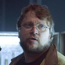 Гийермо дел Торо прави римейк на култова история