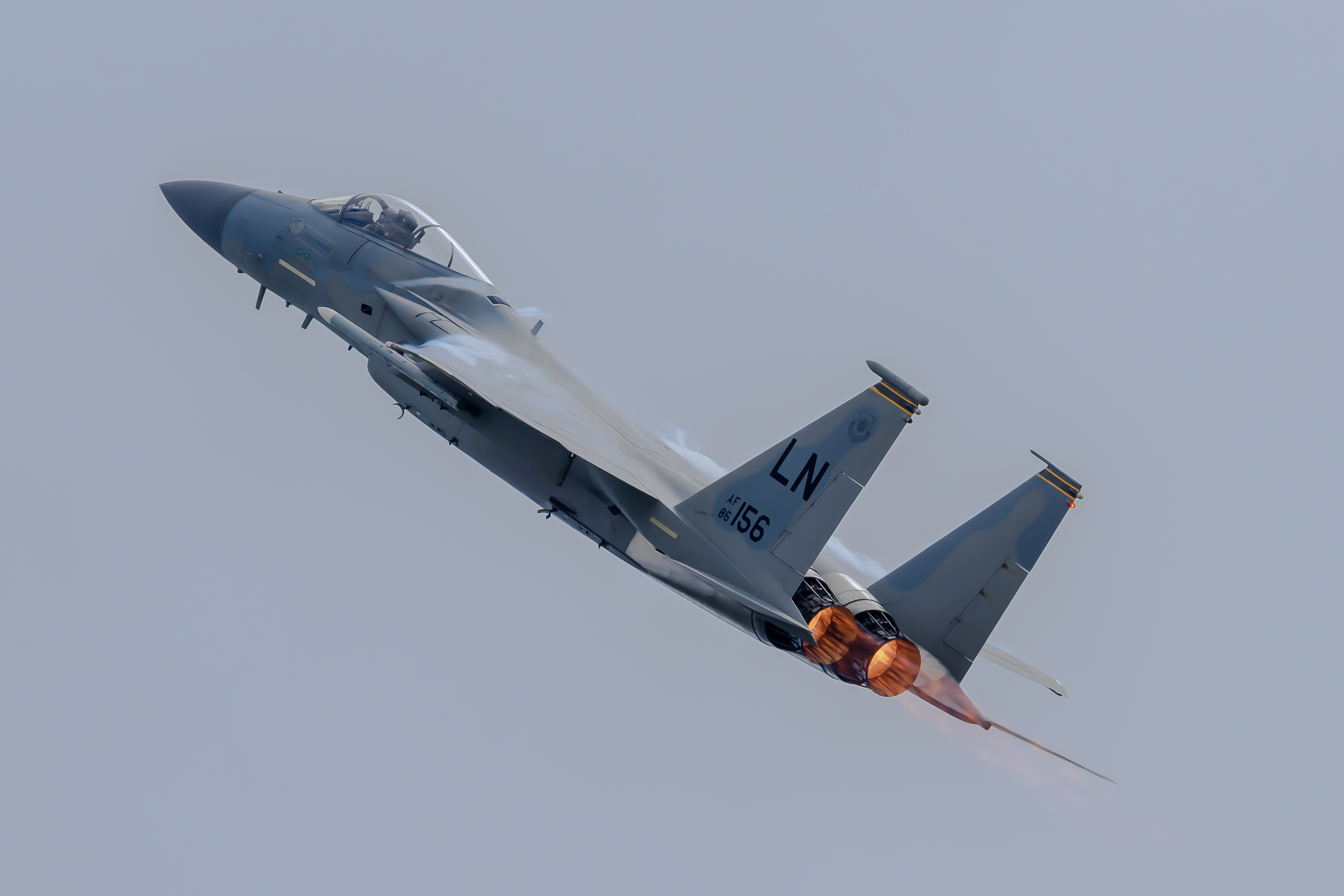 Самолеттите F-15 на южнокорейските ВВС успешно са изпълнили тренировъчното задание