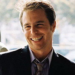 Сам Рокуел, Крисчън Бейл и Ейми Адамс в „Чейни”