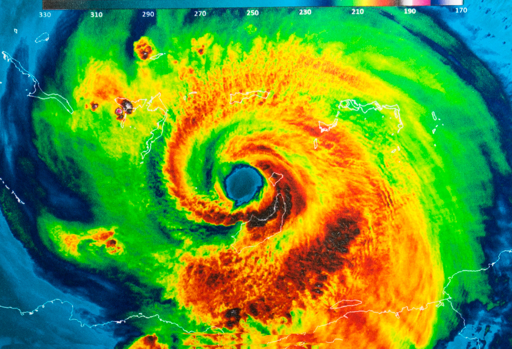 Щетите от двата урагана са близо 300 милиарда долара само за  Съединените щати