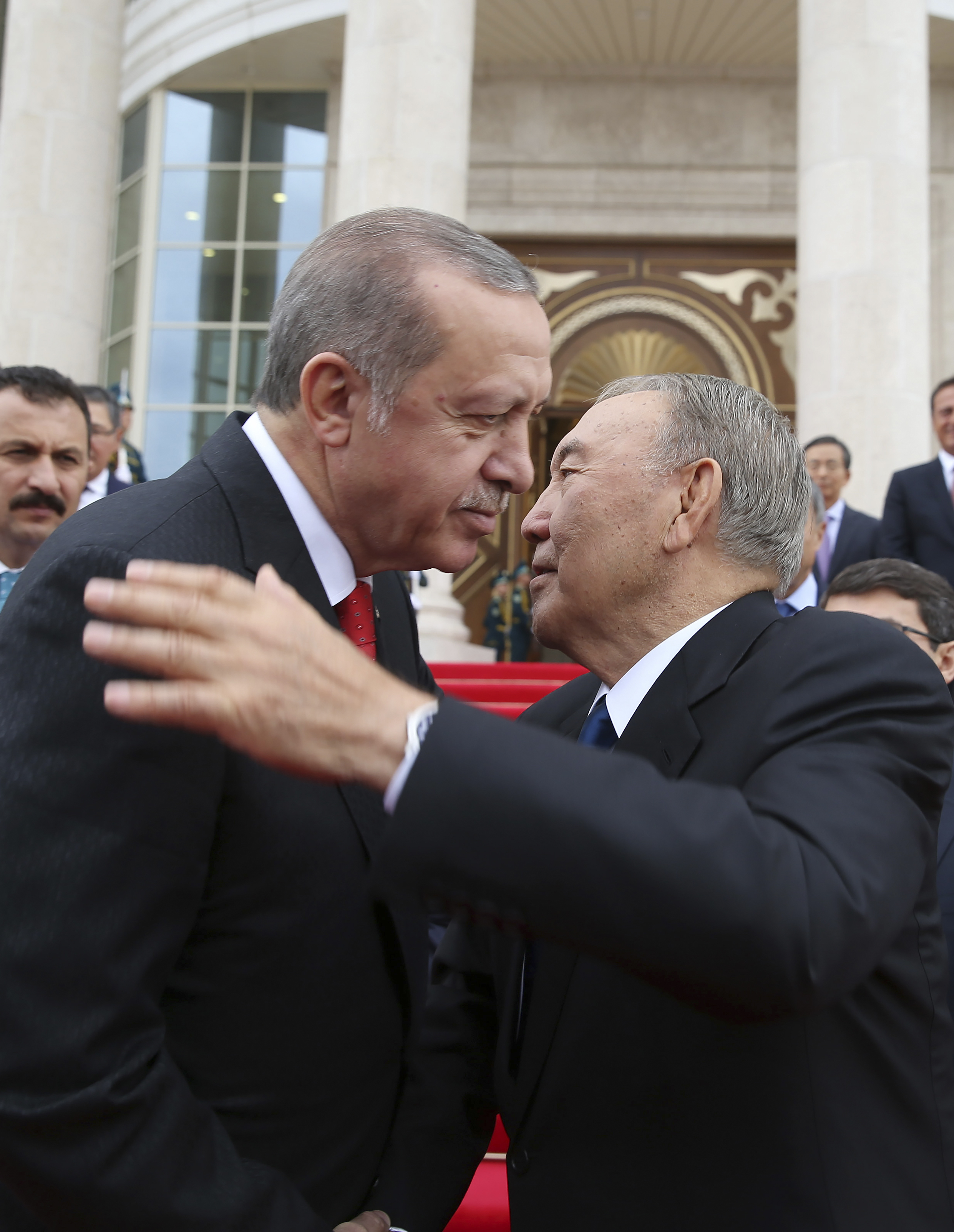 Турският президент Реджеп Ердоган гостува на президента на Казахстан Нурсултан Назарбаев