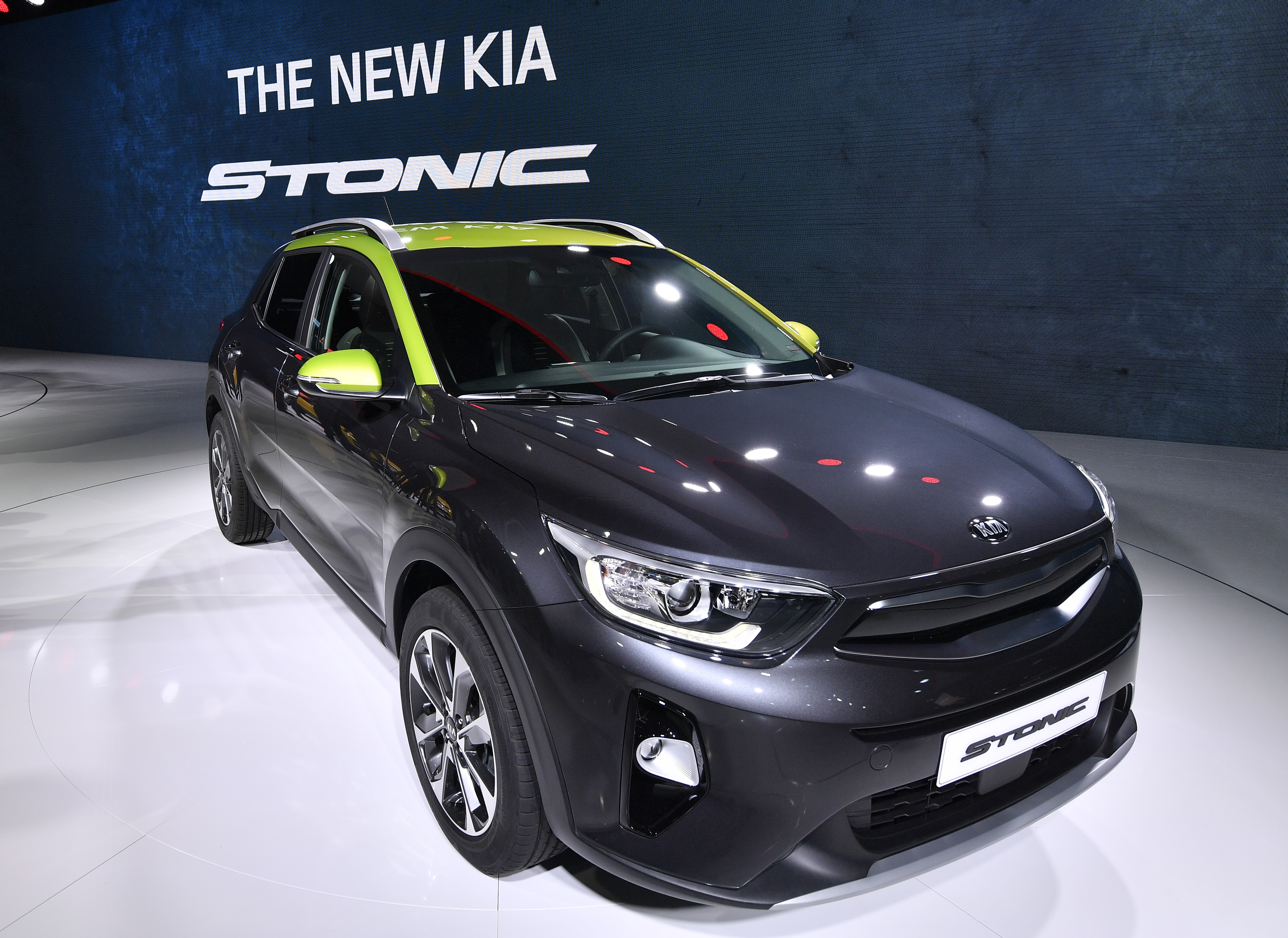 Новата Kia Stonic на автоизложението във Франкфурт