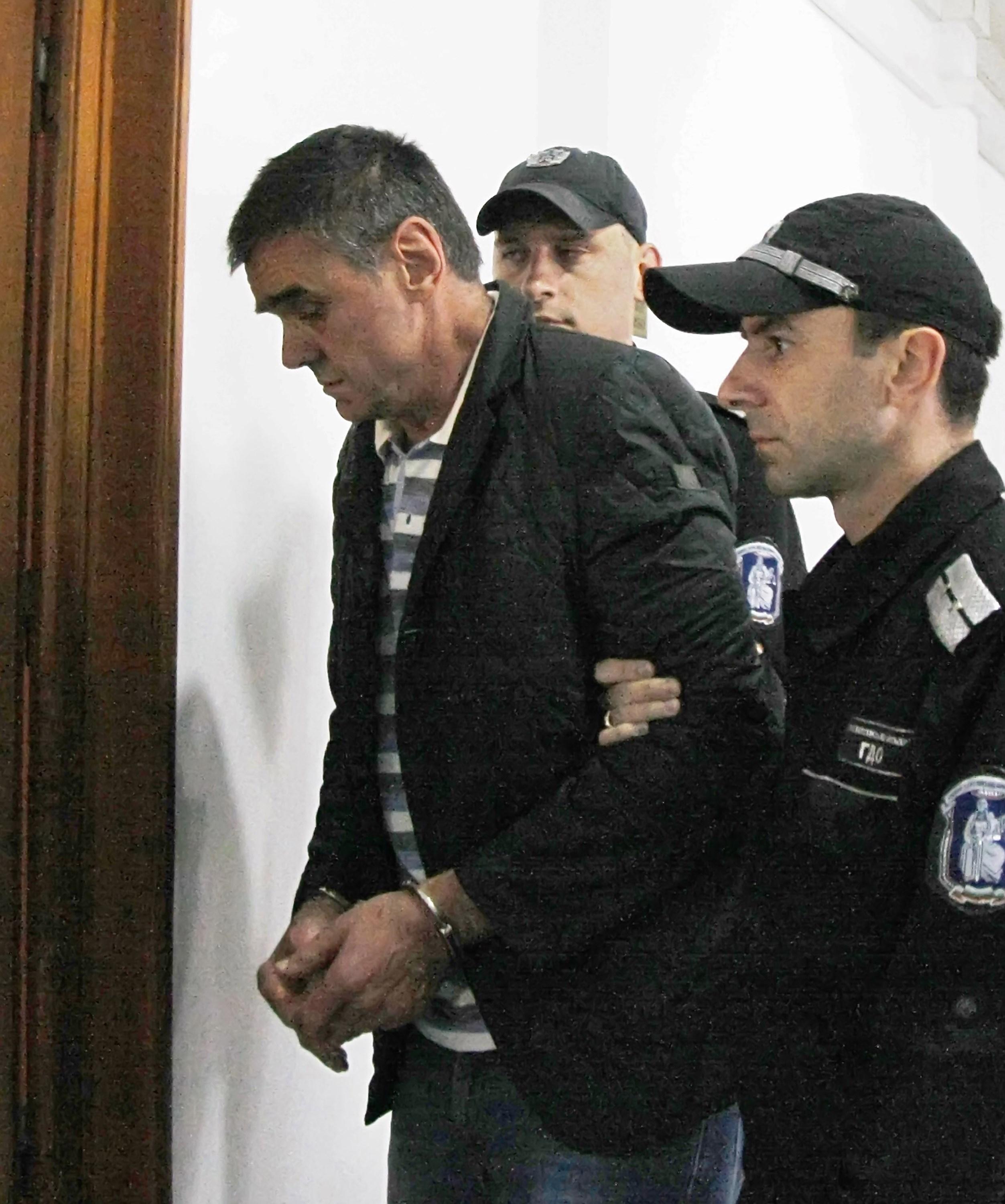 Кирил Принца отива на съд за убийството на готвача си