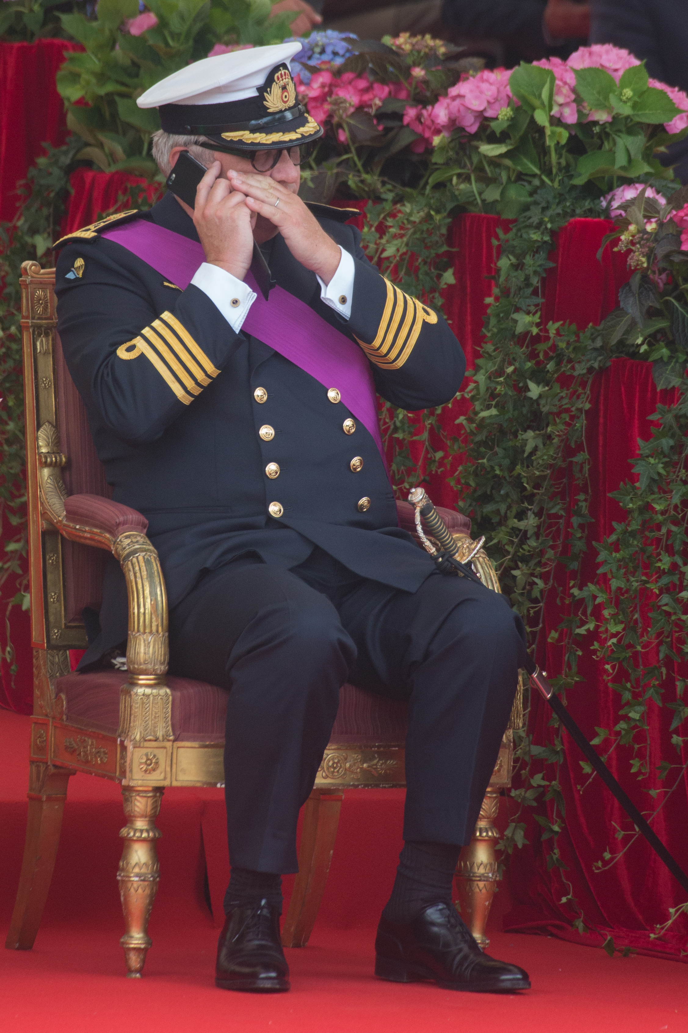 Белгийският принц Лоран може да бъде лишен от издръжка