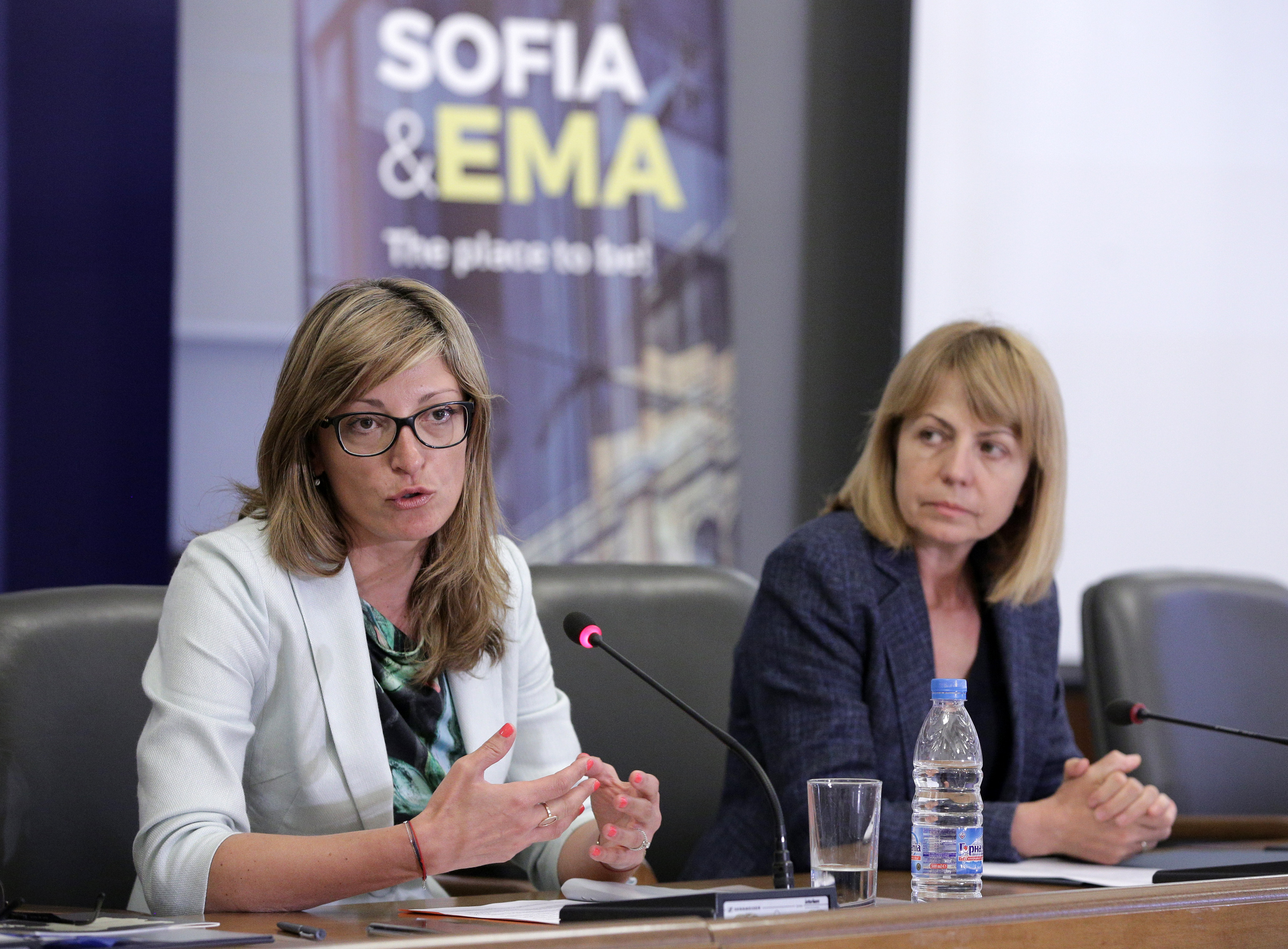 Екатерина Захариева и Йорданка Фандъкова представиха кандидатурата на София