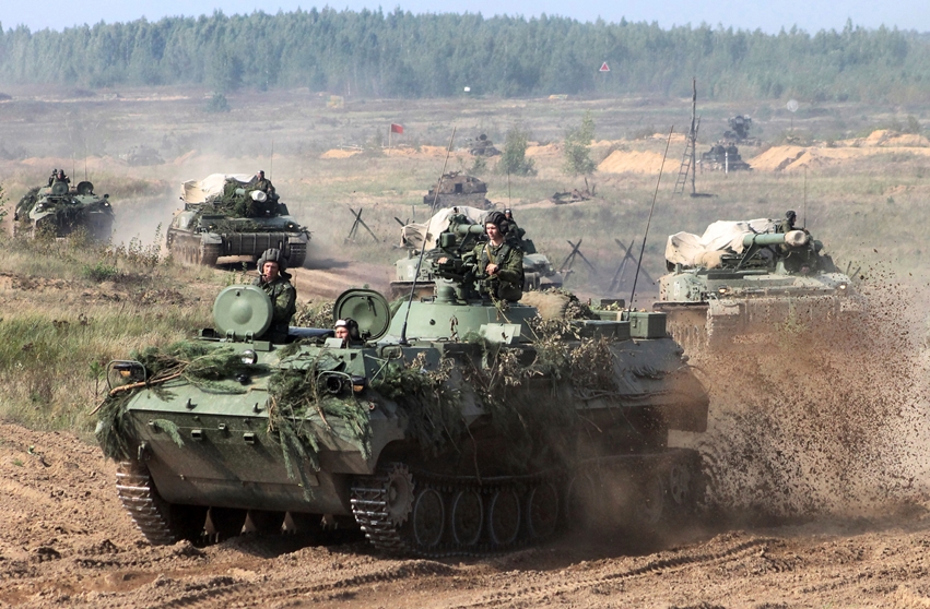 Белоруски танкове участват в учението ”Запад”