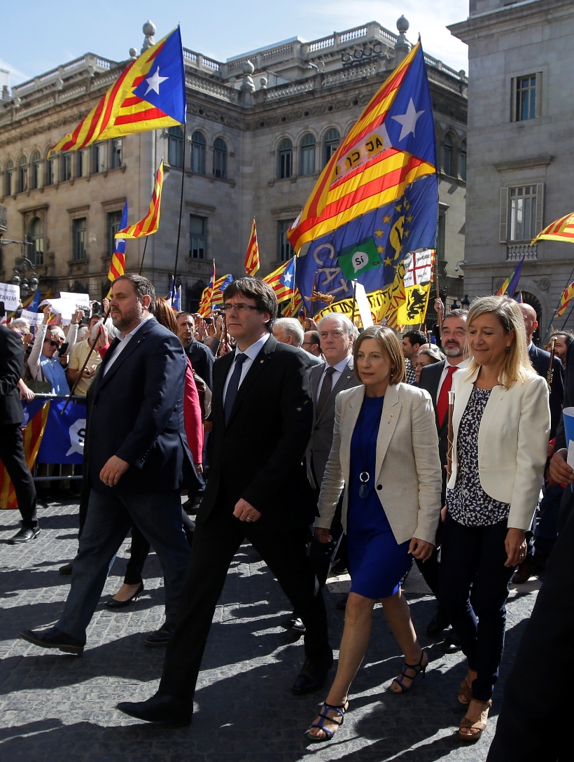 Над 700 от кметовете в Каталуния подкрепят независимостта
