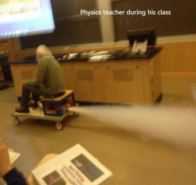 Така трябва да изглежда учителят по физика