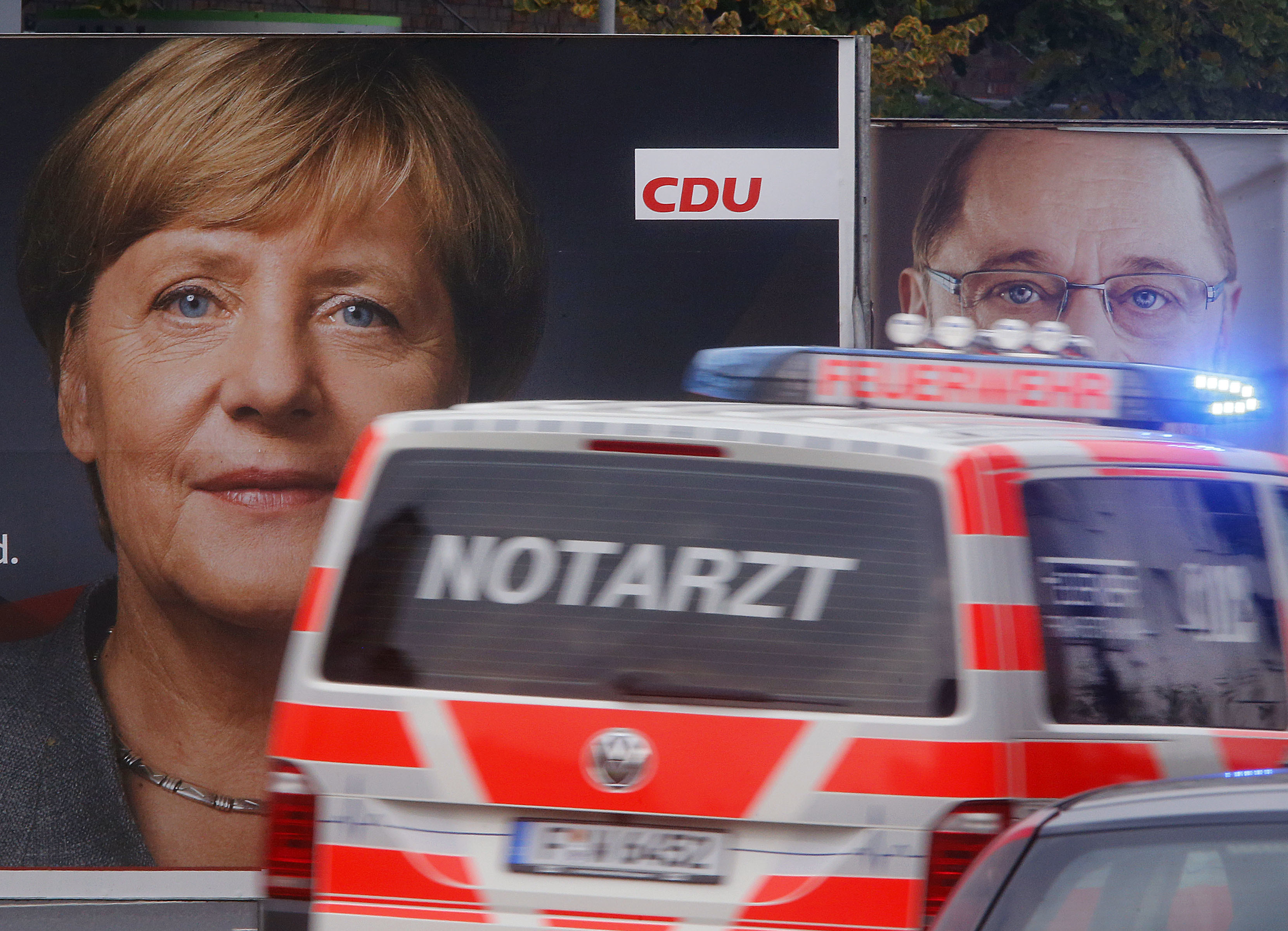 Германците избират нов парламент с двоен вот