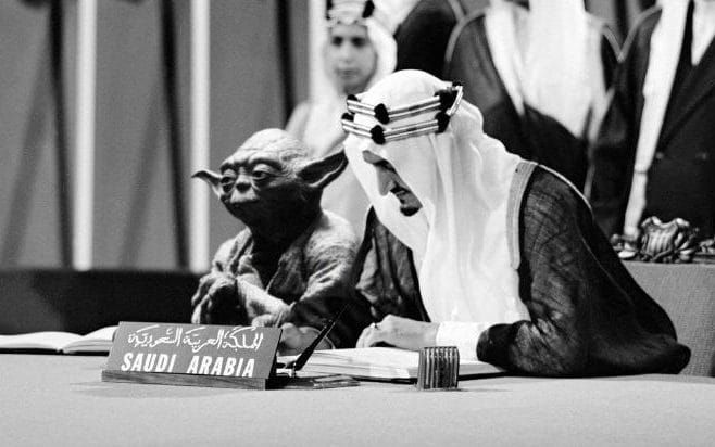 Сменят учебници в Саудитска Арабия - кралят ”сниман” с Йода