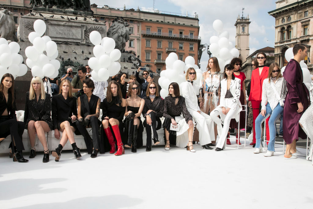 Закриха Седмицата на модата в Милано пред катедралата