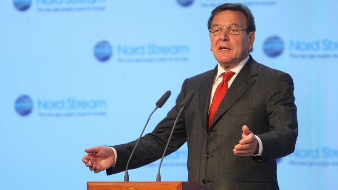 Герхард Шрьодер е новият председател на Съвета на директорите на Роснефт