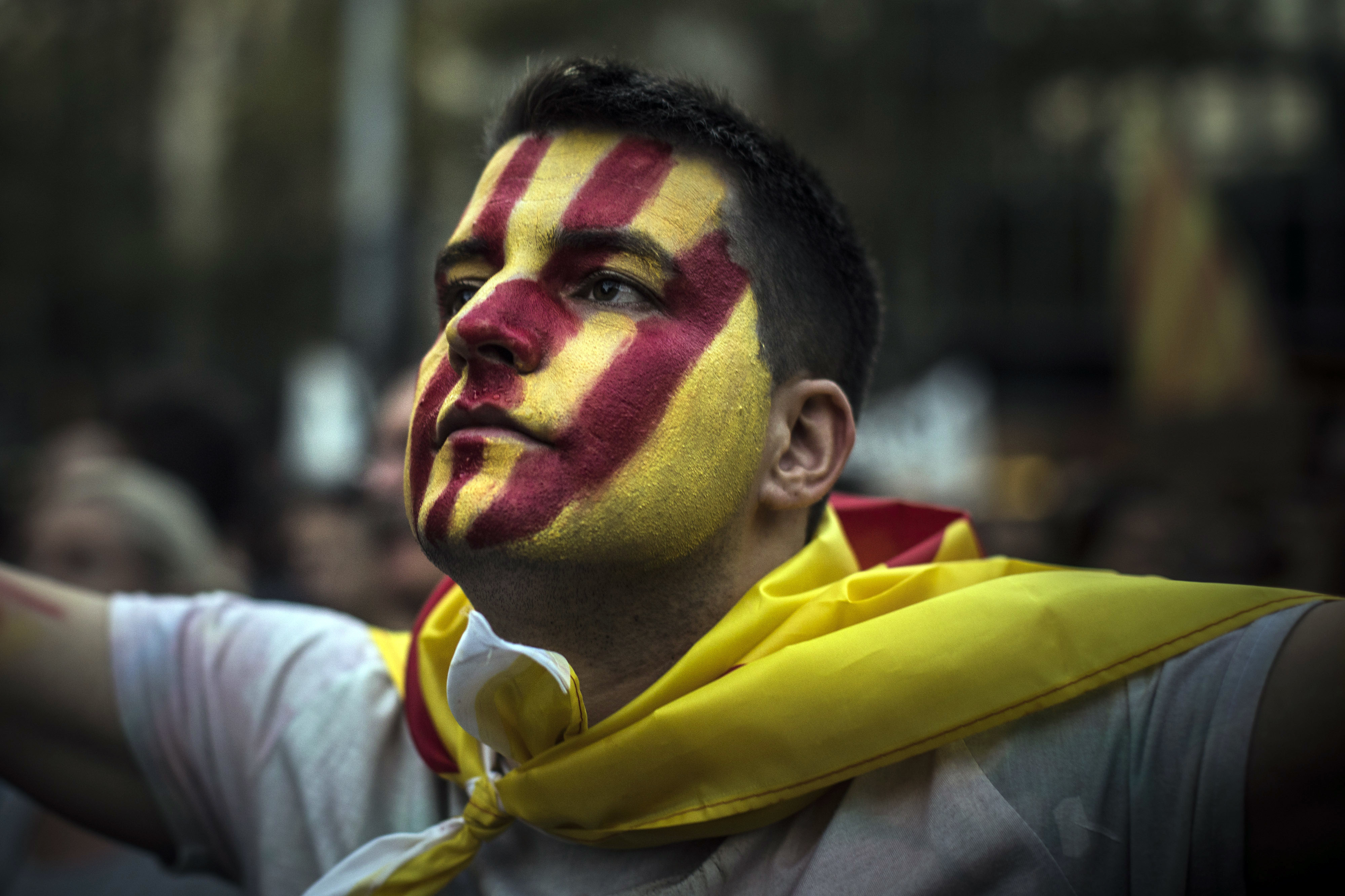 Каталунците очакват решението на регионалния премиер