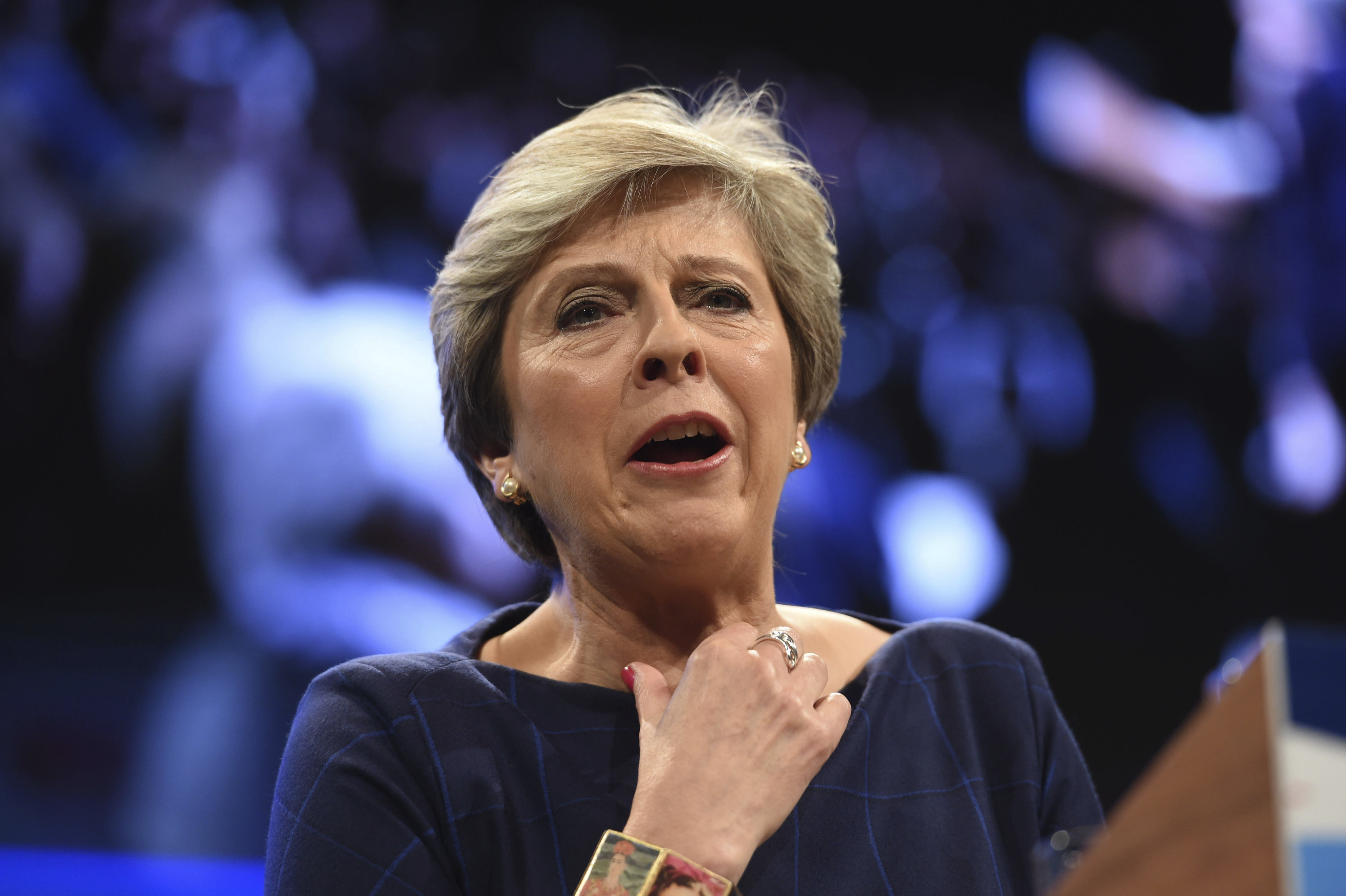 Заради Брекзит: Кабинетът на Тереза Мей подава оставка утре?
