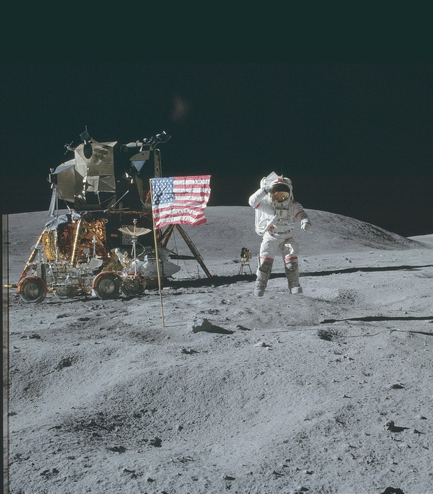 Общо 12 астронавта от САЩ са стъпвали на лунната повърхност