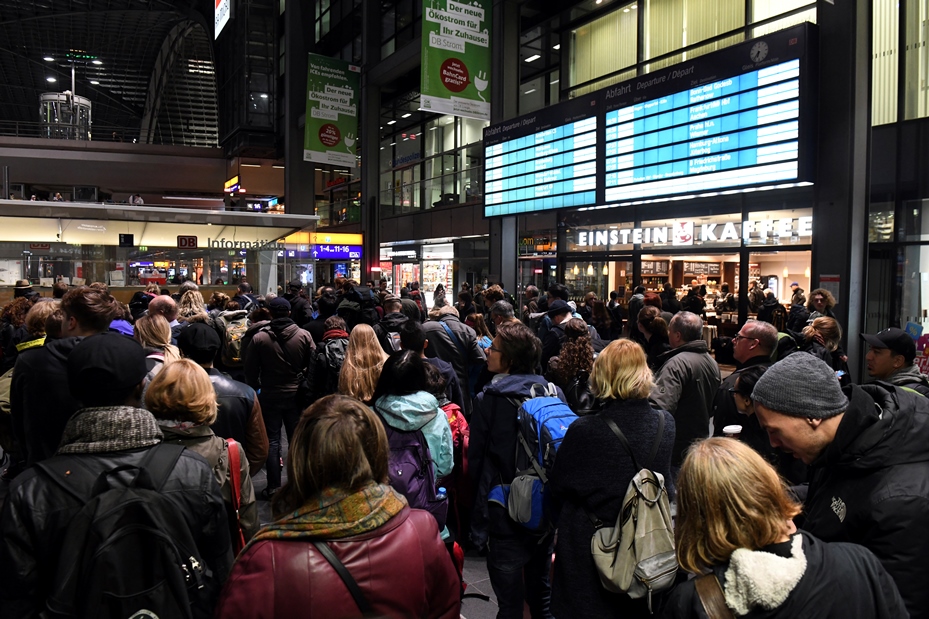 Движението на влаковете е силно затруднено в Германия