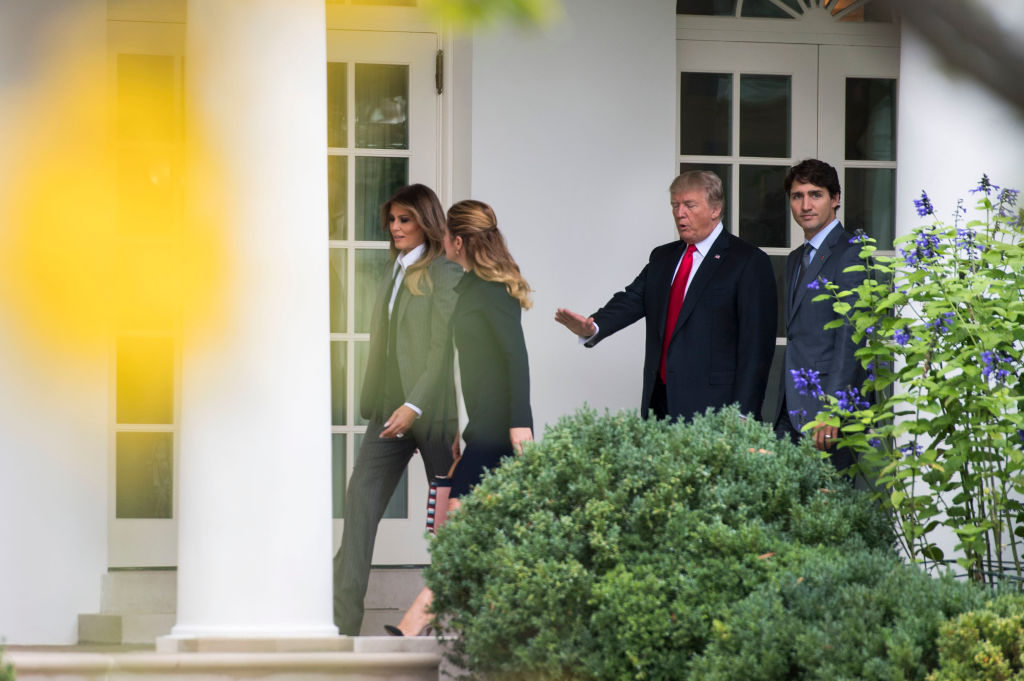 Мелания Тръмп и Доналд Тръмп посрещнаха Джъсти Трюдо и съпругата му Софи Грегоар-Трюдо в Белия дом