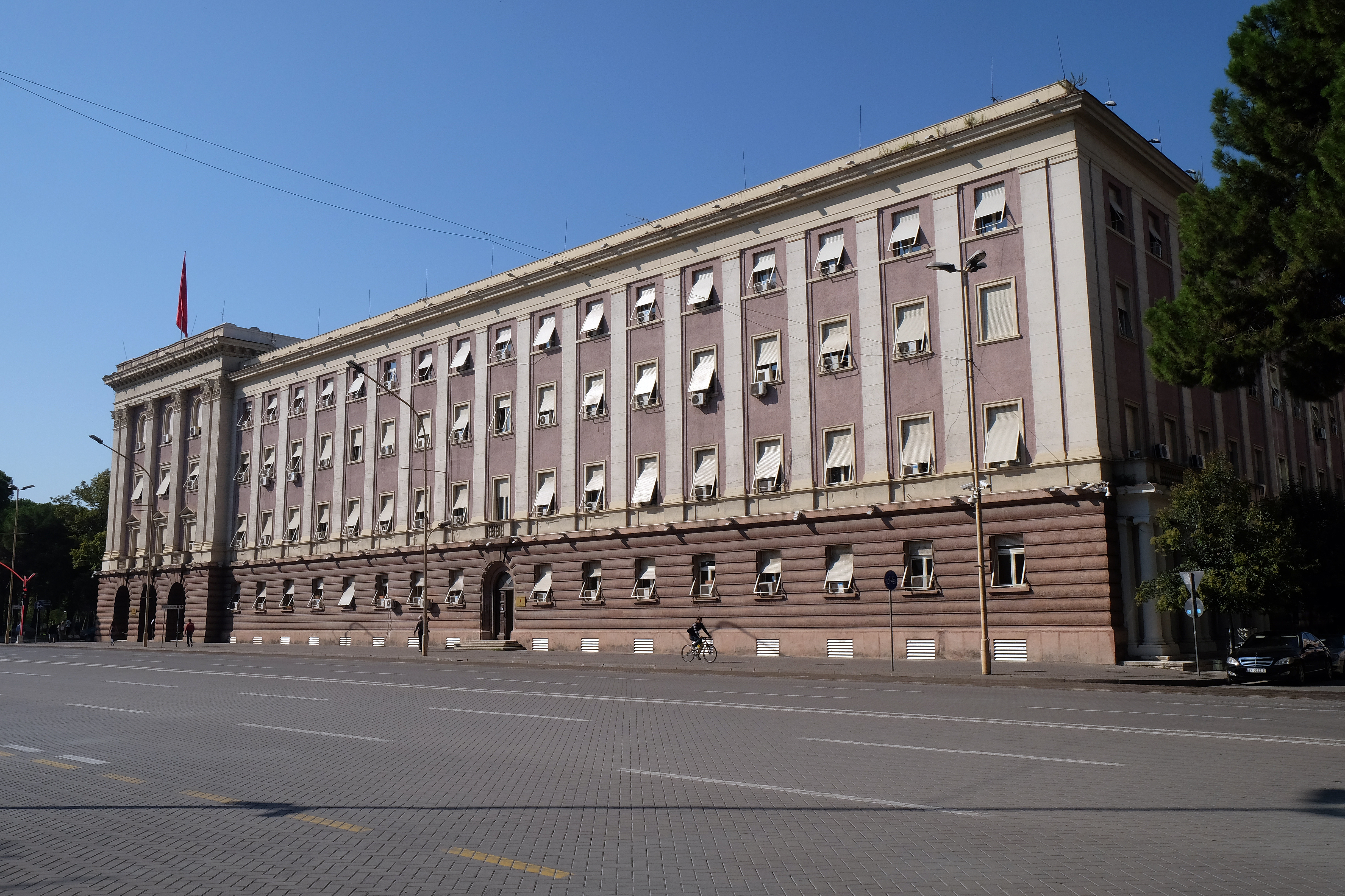 Албания официално призна българското малцинство
