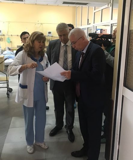 Здравният министър отиде на проверка в ”Пирогов”