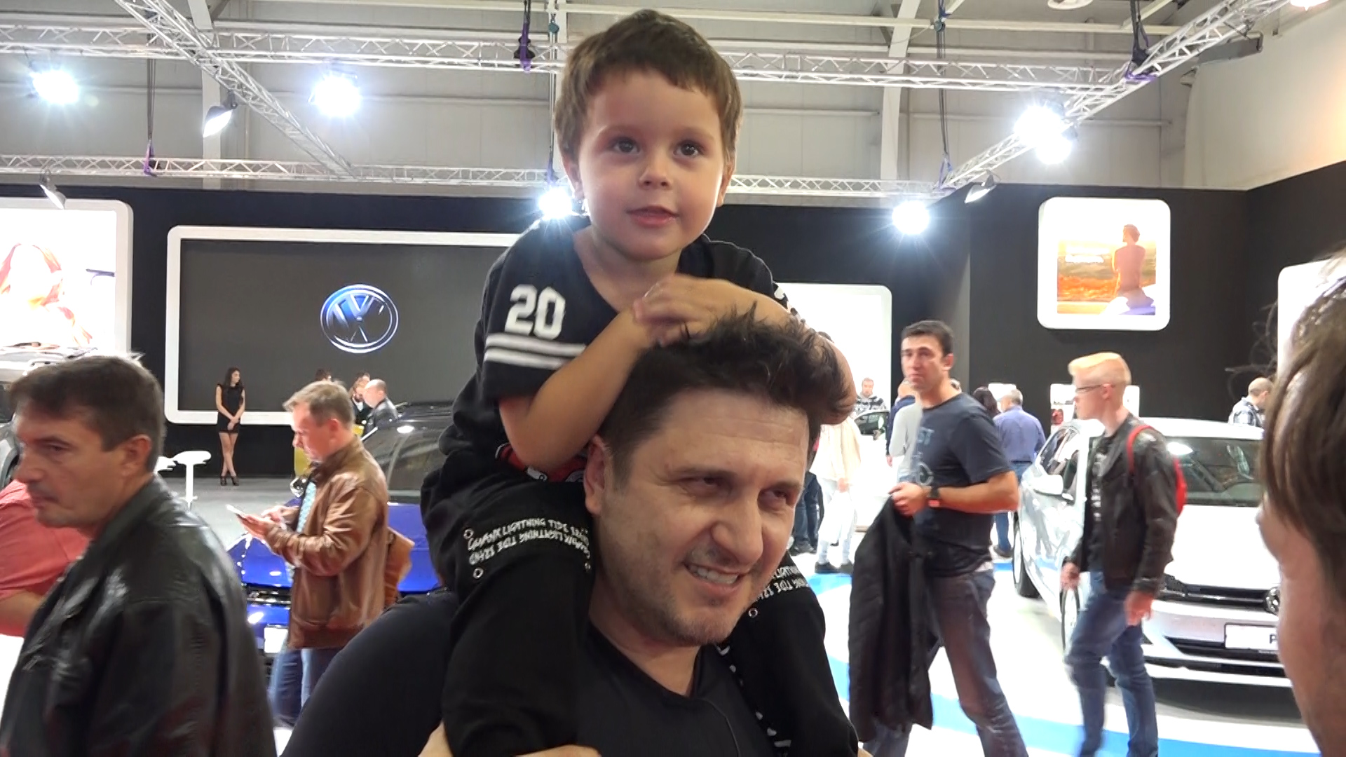 Асен Блатечки със сина си Борил на Автосалон София 2017