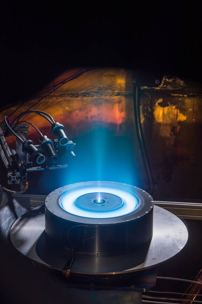 Йонният двигател Х3