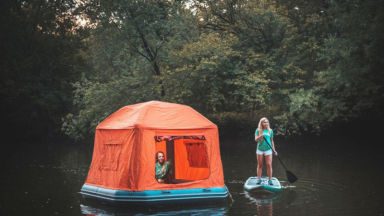 Американците измислиха плуваща палатка за къмпинг