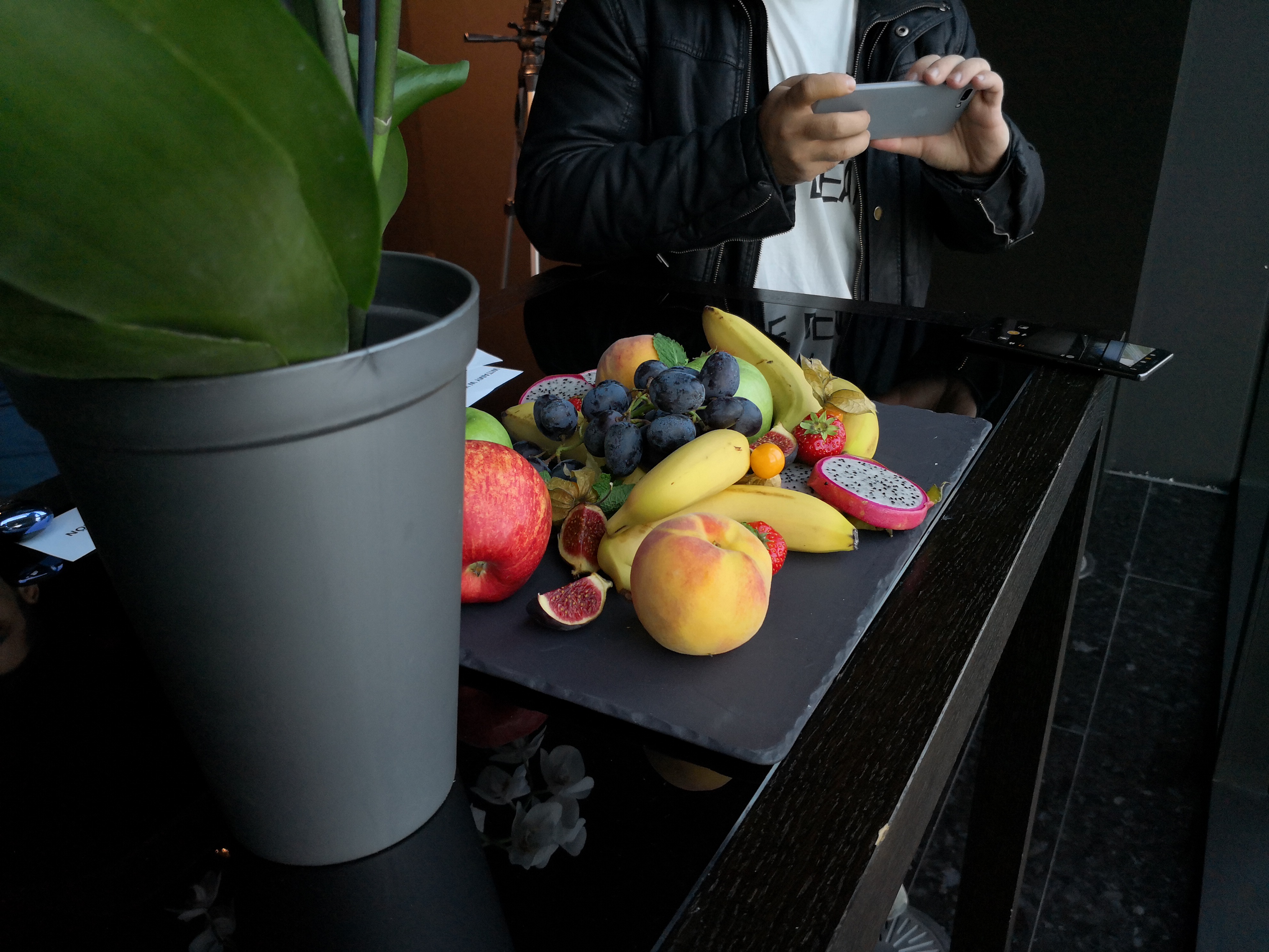 Необработени снимки, направени с Huawei Mate 10 Pro