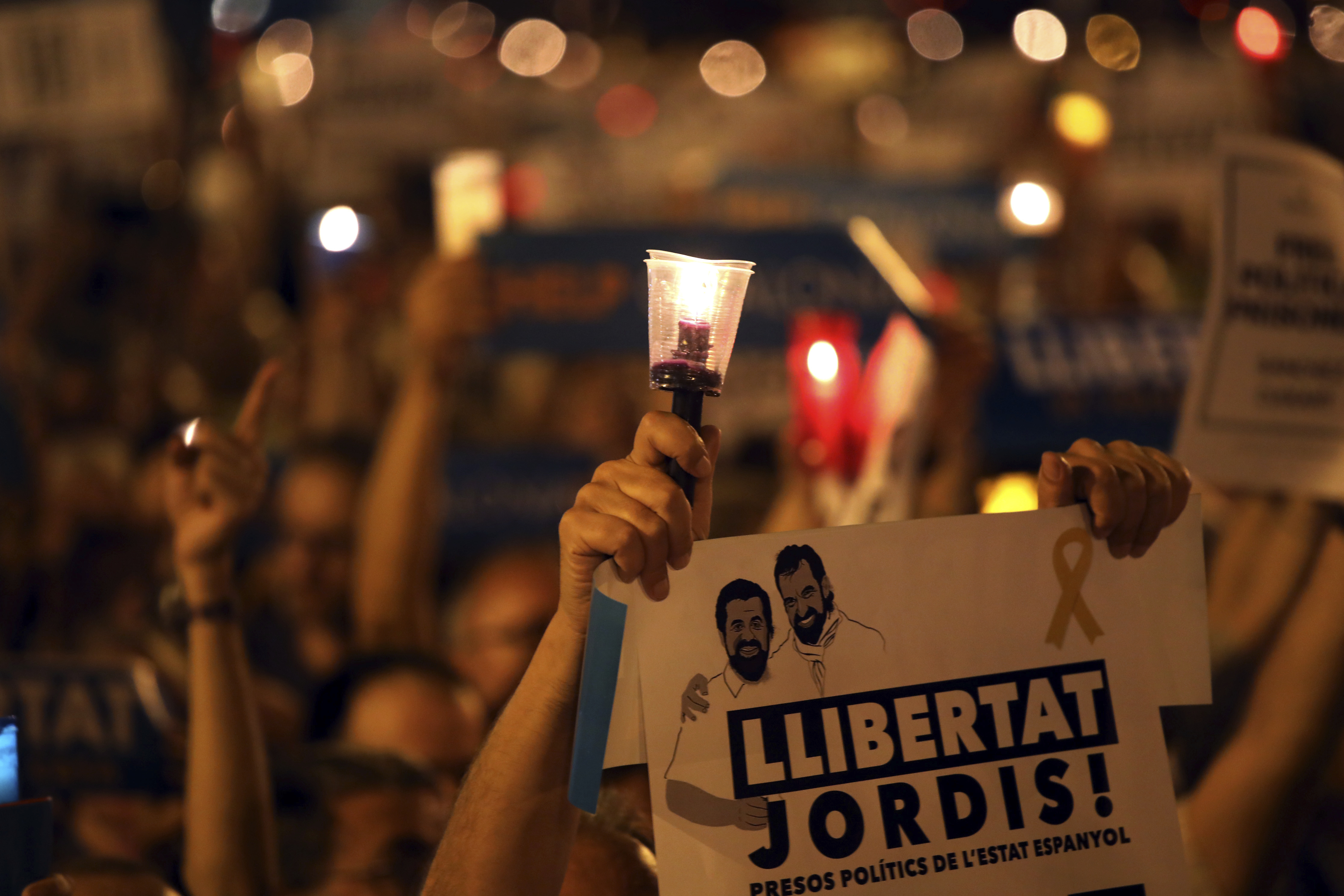 200 000 каталунци: Свобода за политическите затворници