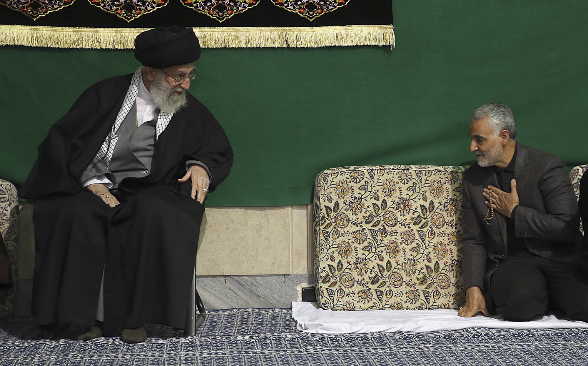 Аятолах Хаменей: Европейците имат ракети, защо Иран да няма?