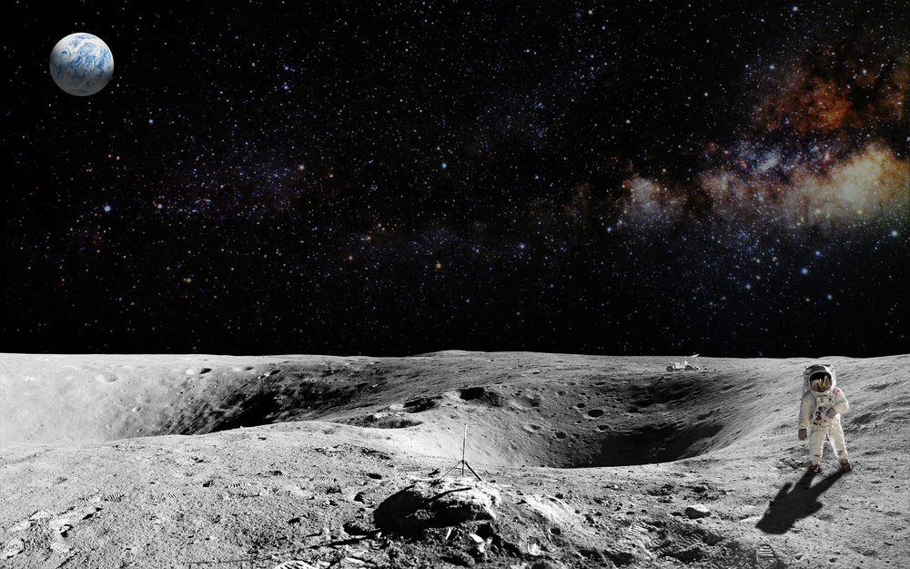 Японски учени са открили огромна пещера на Луната