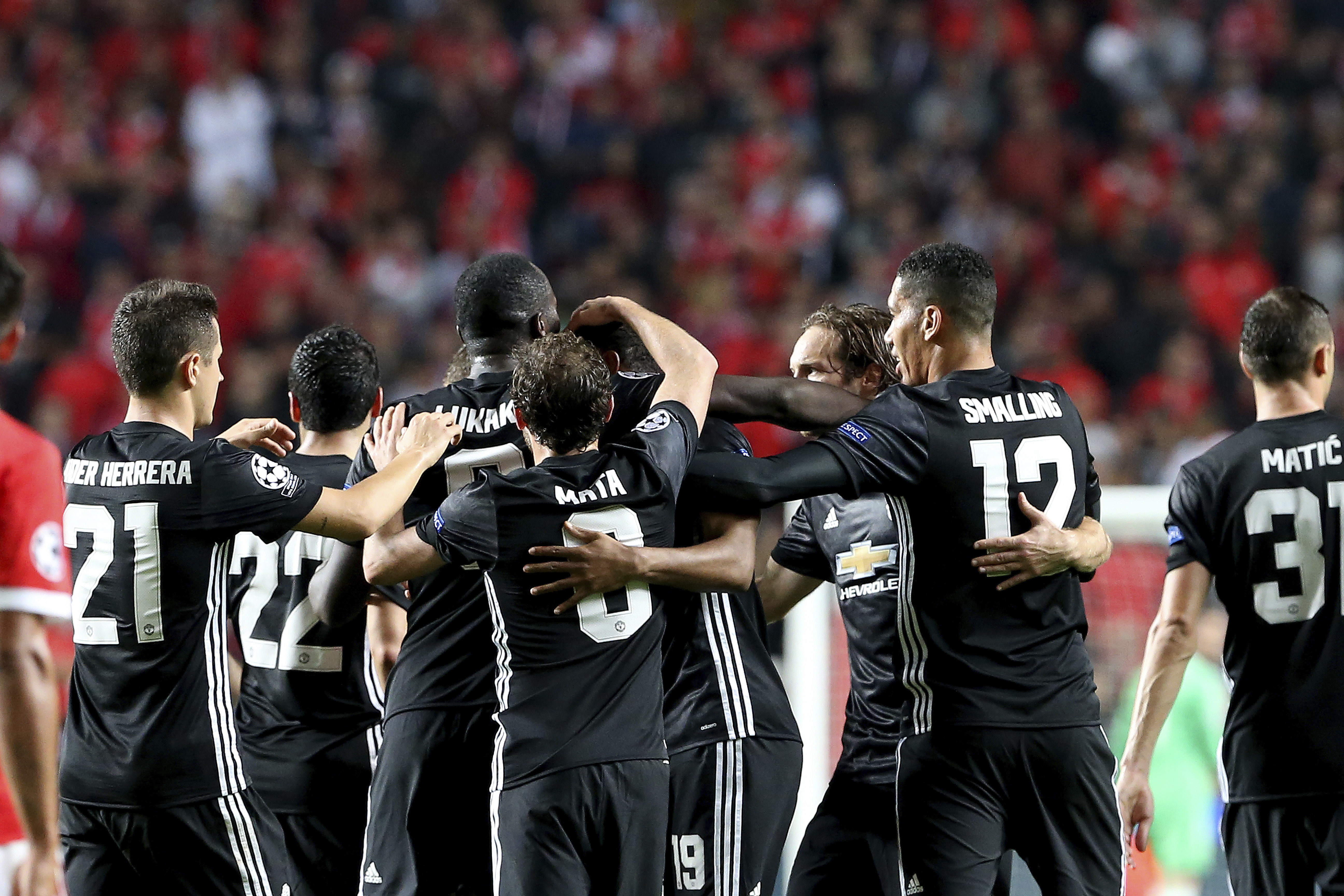 ”Юнайтед” взе пестелива победа от ”Бенфика”