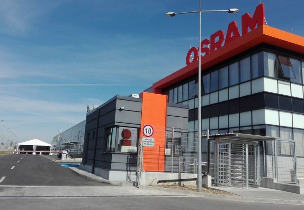 Новият завод за осветителна тела край Пловдив