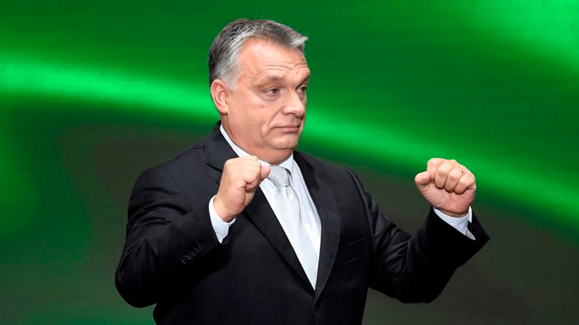 Орбан се закани да гони "Отворено общество" до дупка