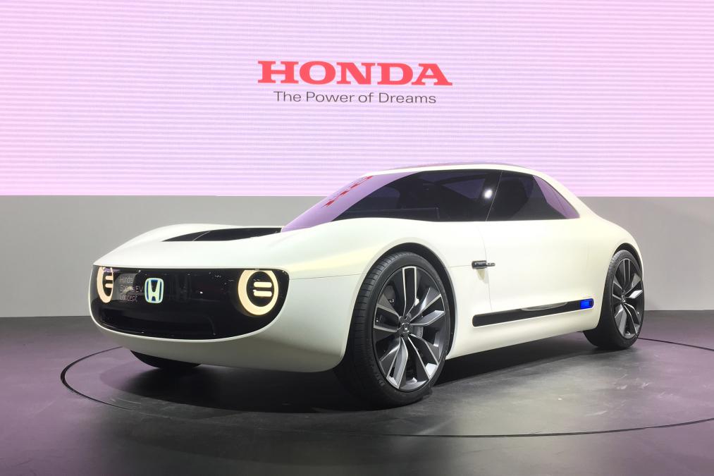 Honda извади спортен електромобил с ретро стил