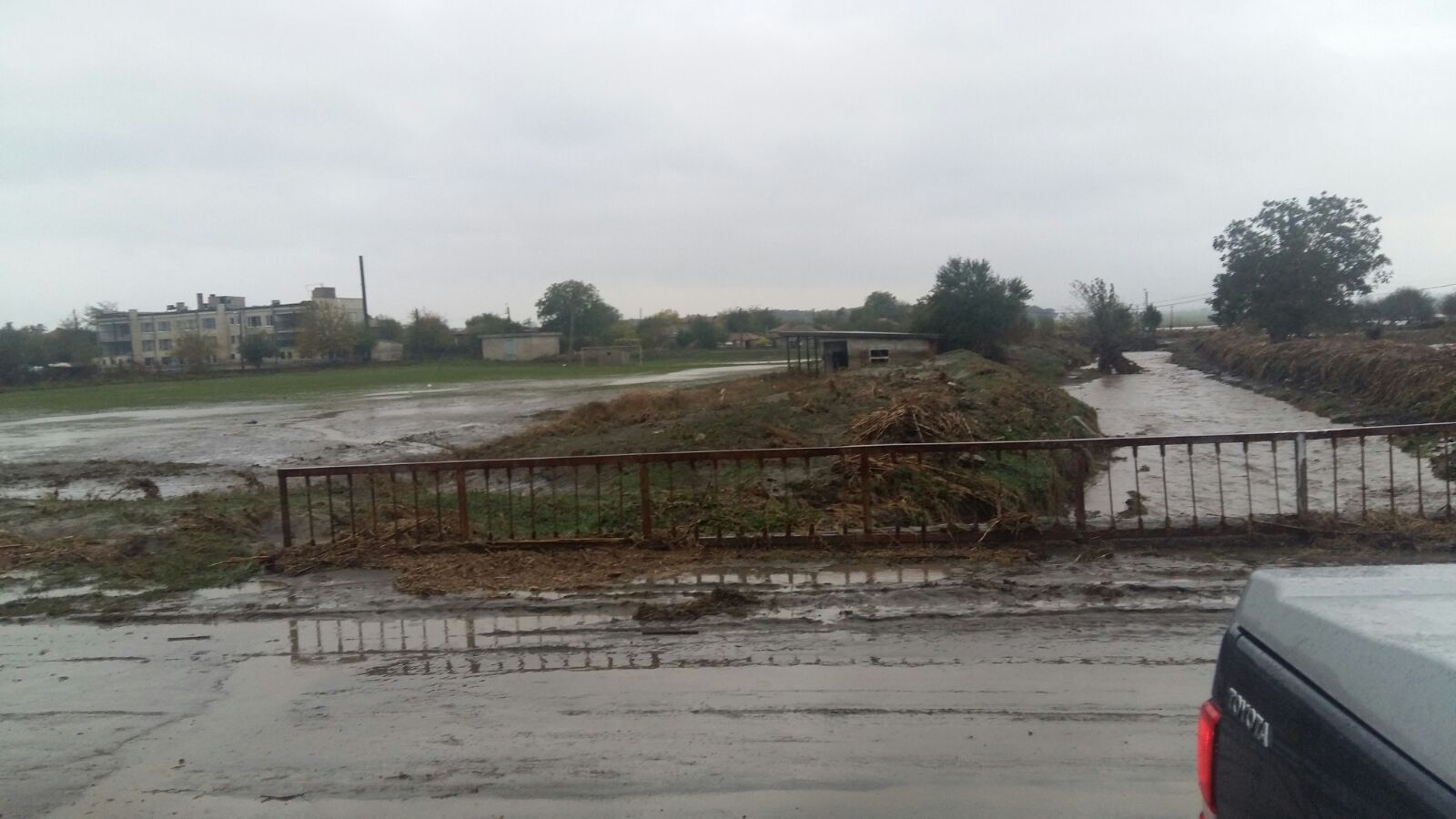 Наводнения в на териоторията на община Бургас заради проливни дъждове