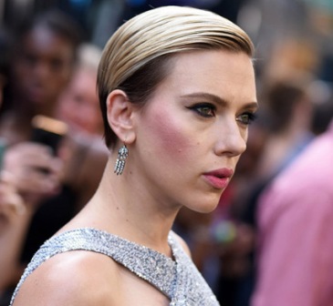 Филм за юноша, алергичен към светлината