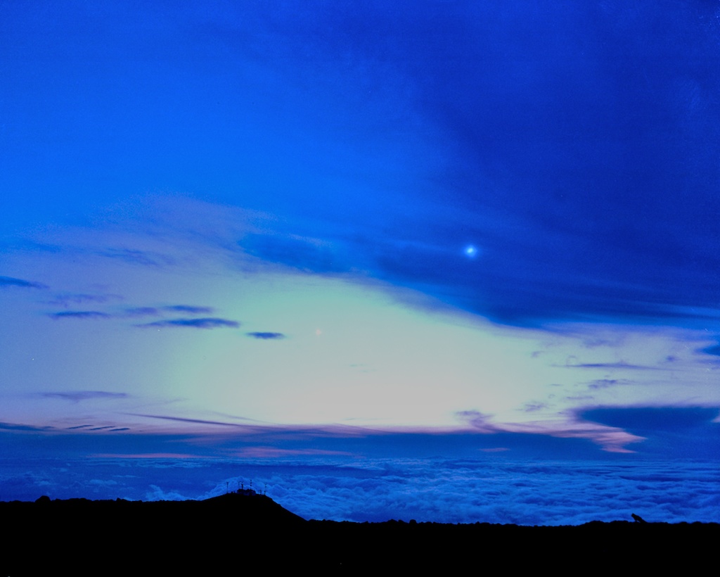 Ядрена експлозия в космоса, гледана от земята - 5 секунди след взрива