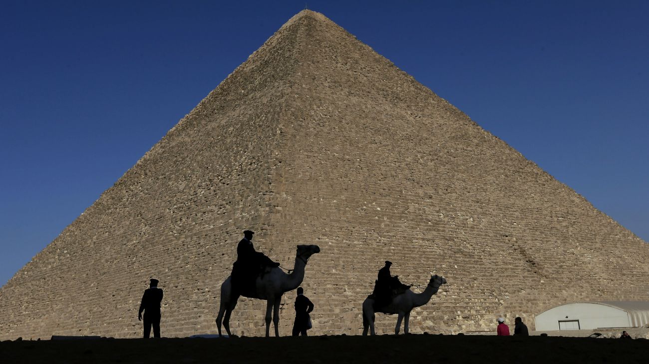 Откриха скрита камера в Голямата пирамида в Гиза