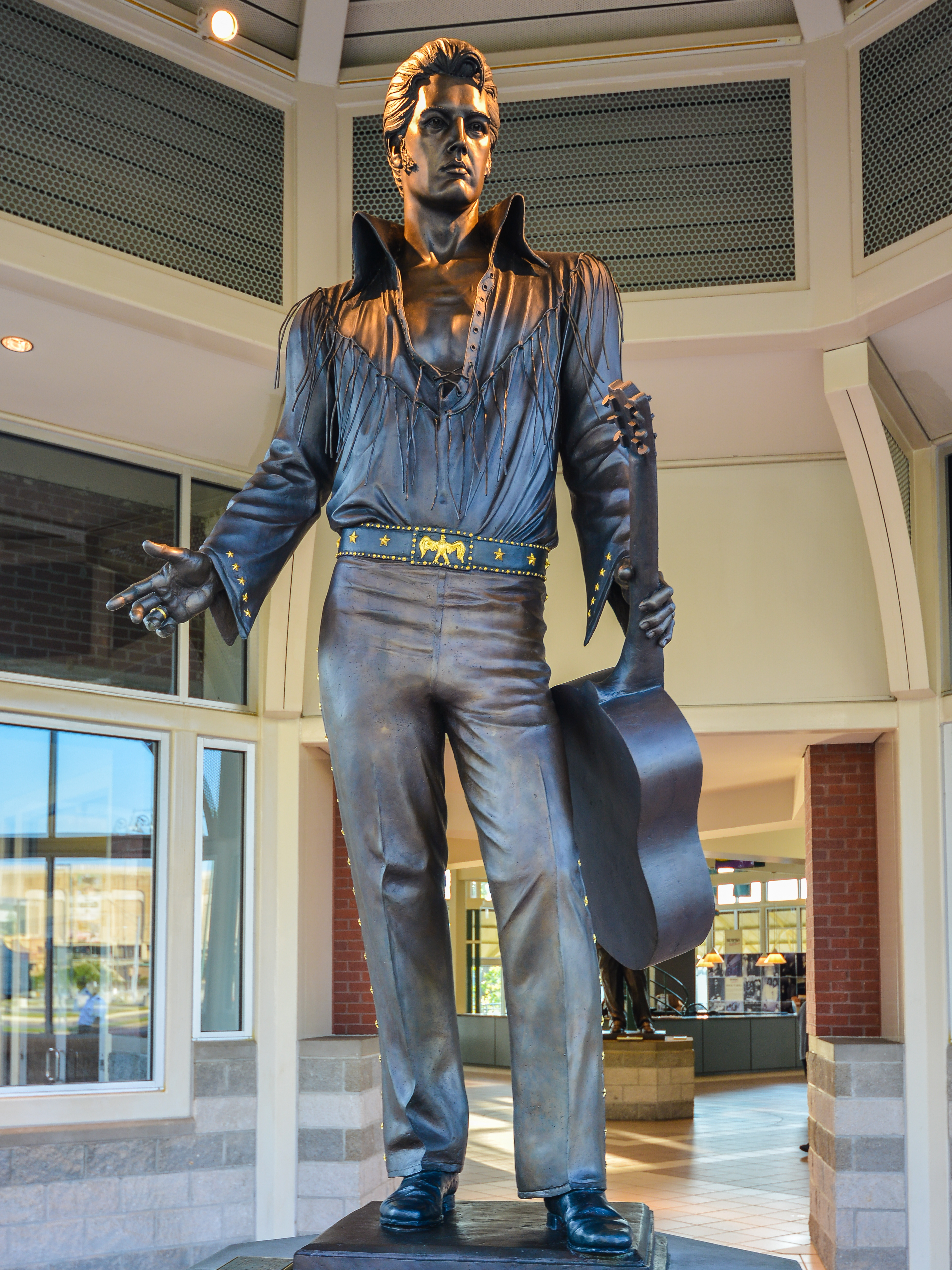 Статуя на Елвис Пресли в американския град Мемфис