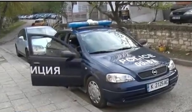 Полиция предотврати опасно селфи на ученици