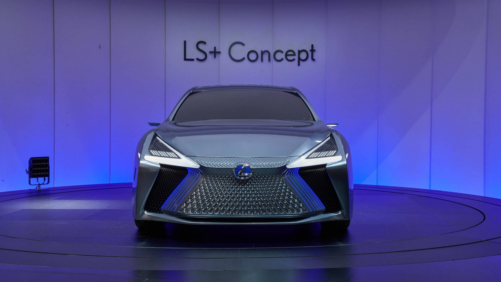 Как ще изглежда наследникът на Lexus LS