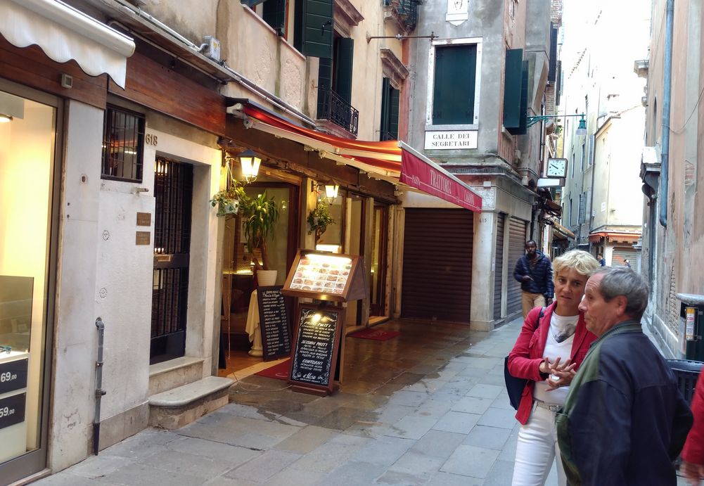 526 евро за обяд във Венеция (снимки)