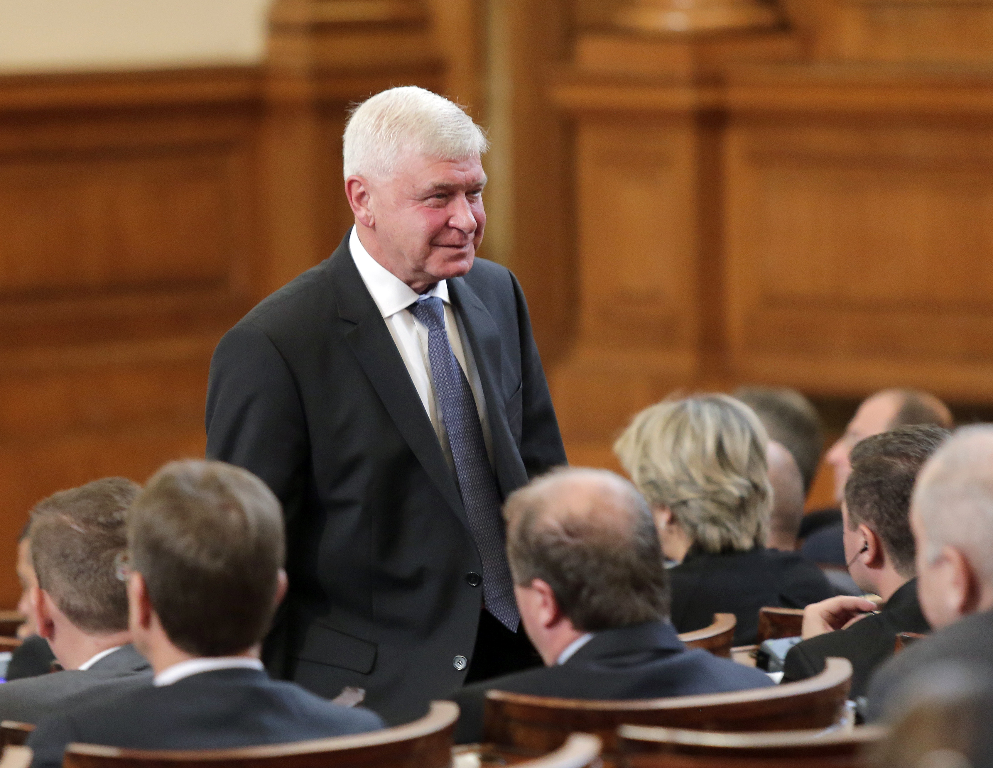 Кирил Ананиев кани бившите министри в консултативен съвет