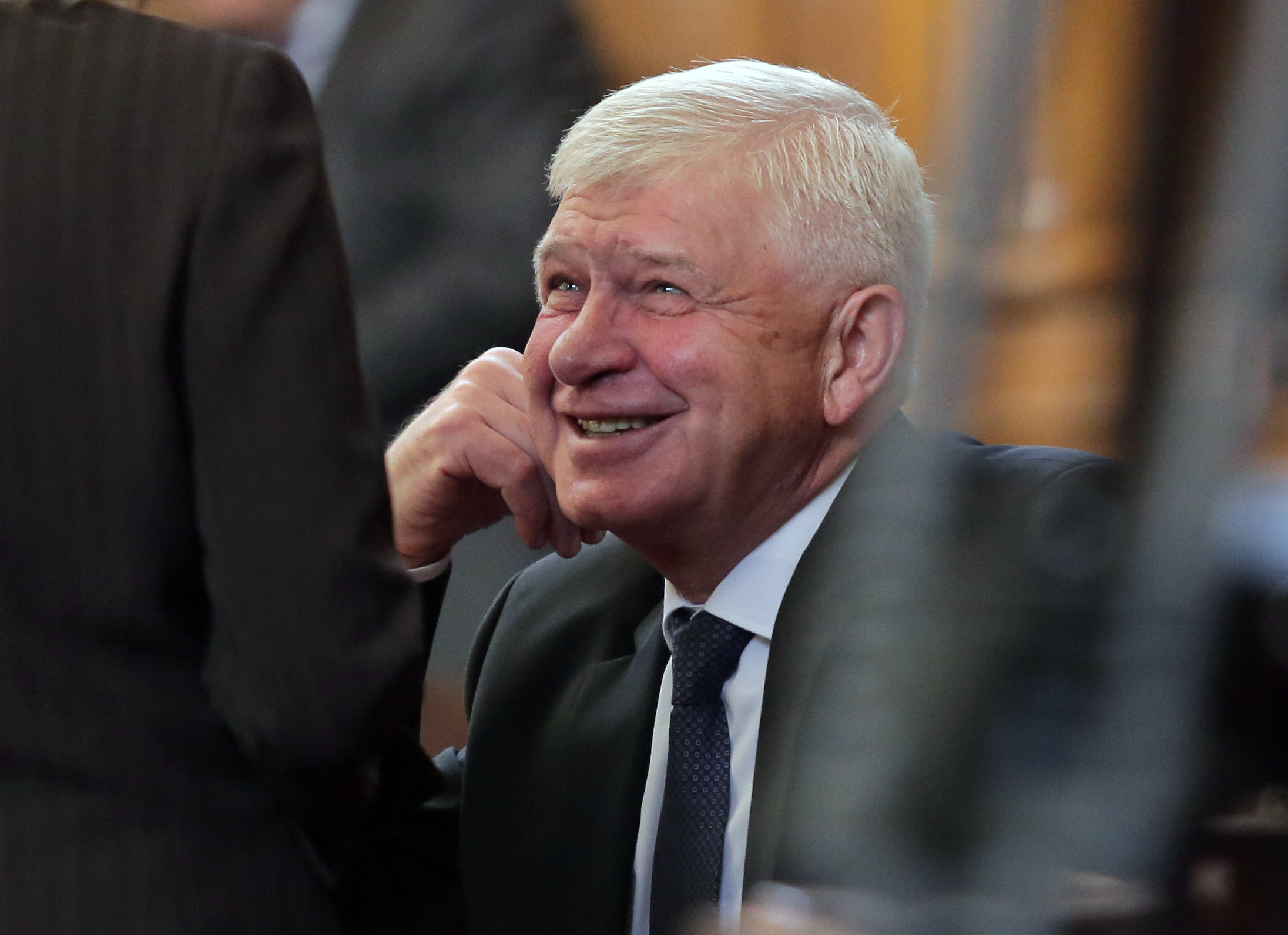 Новият здравен министър Кирил Ананиев не си даде и ден почивка, а започна веднага