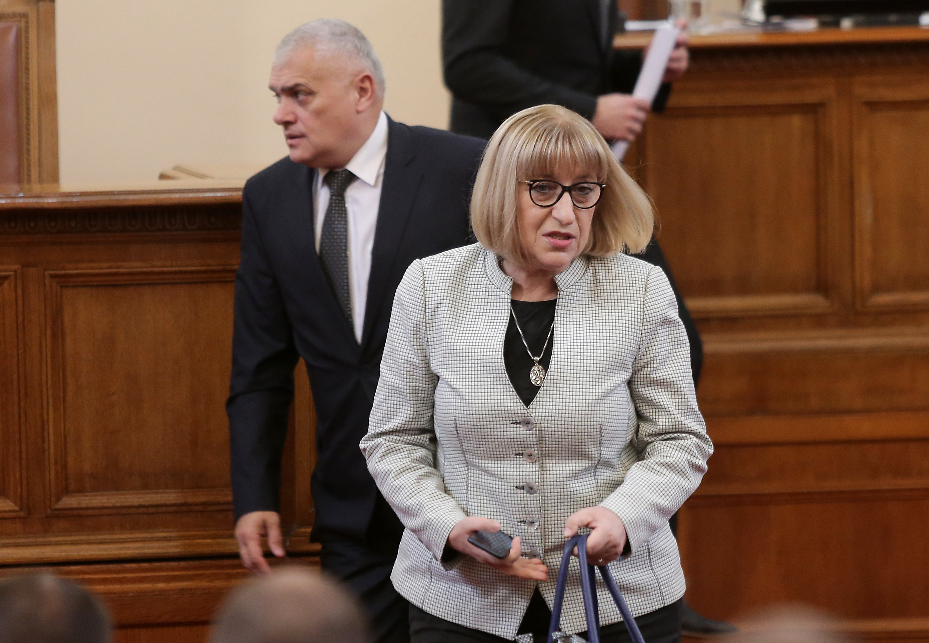 Правосъдният министър Цецка Цачева коментира спорни промени в НК