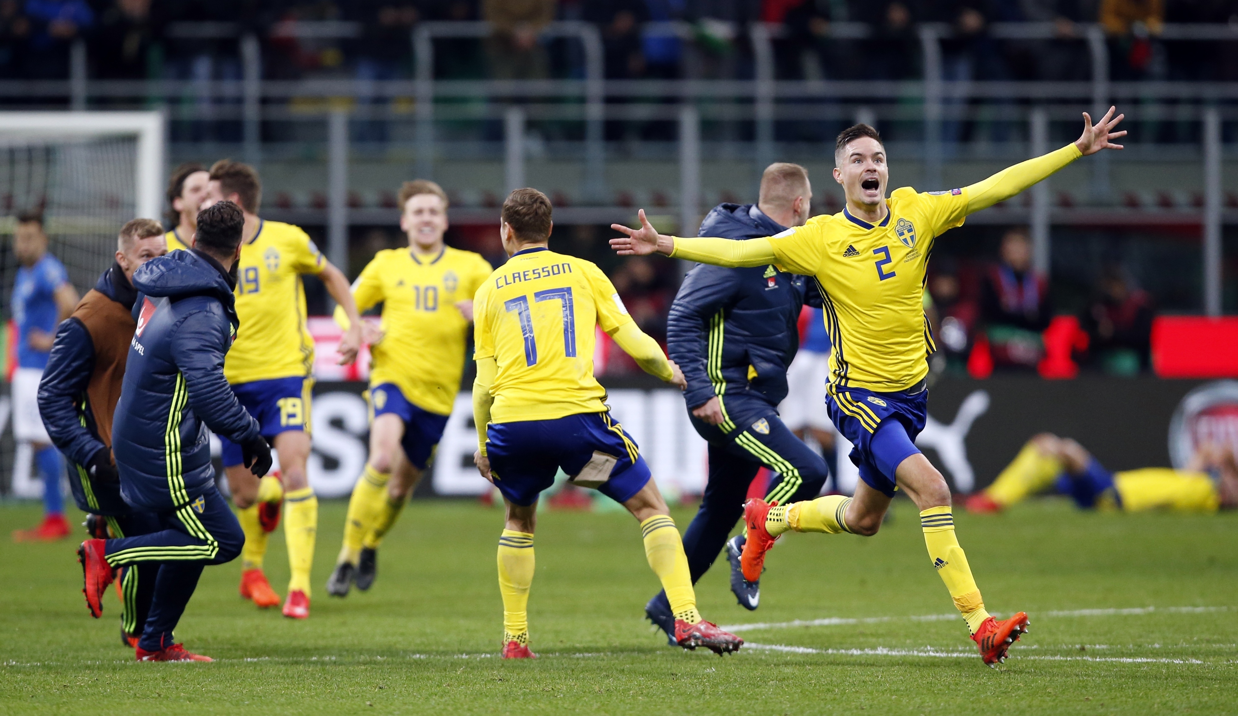 Швеция е в еуфория - стигна Мондиал 2018 за сметка на Италия!