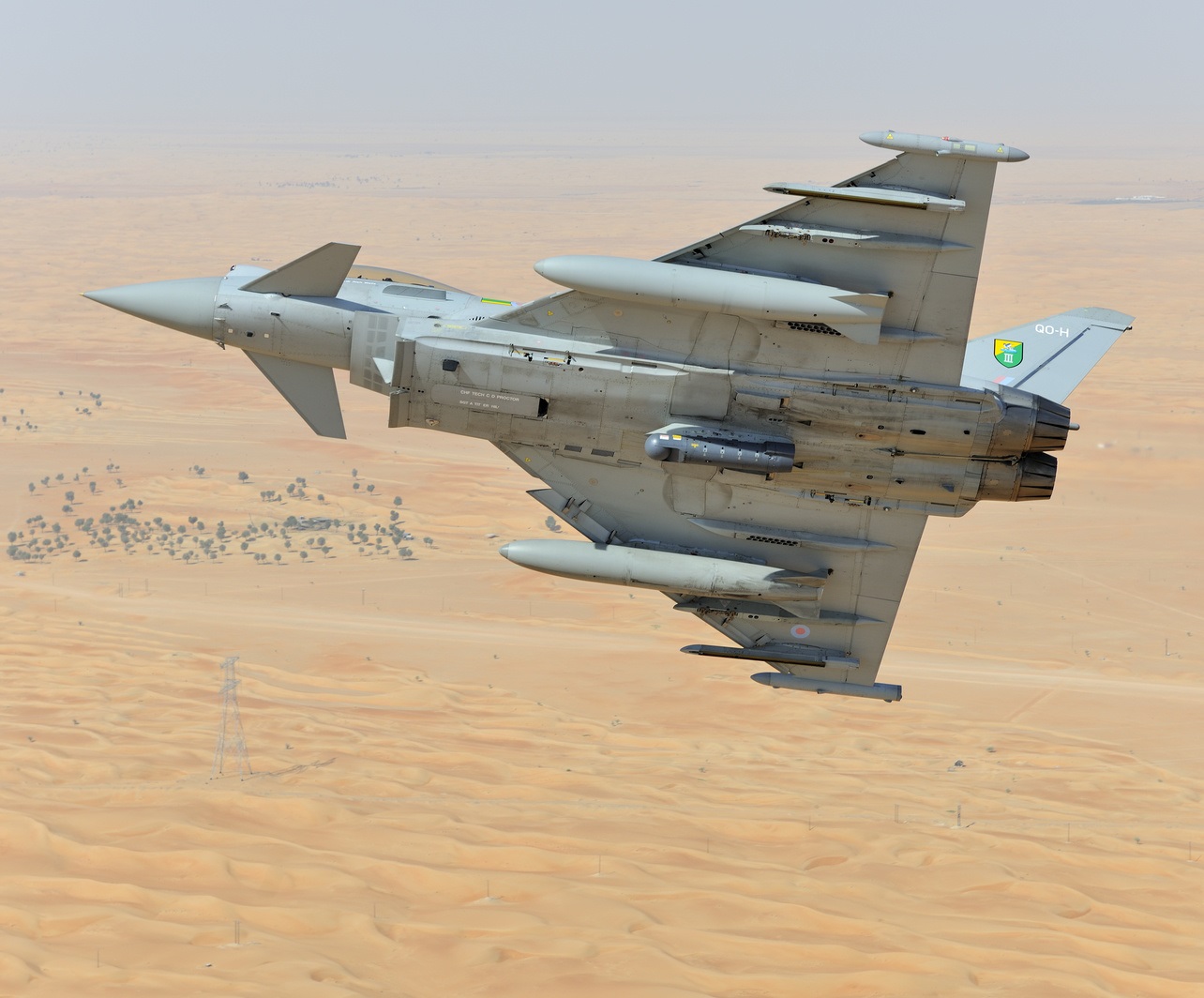 Eurofighter Typhoon над Дубай