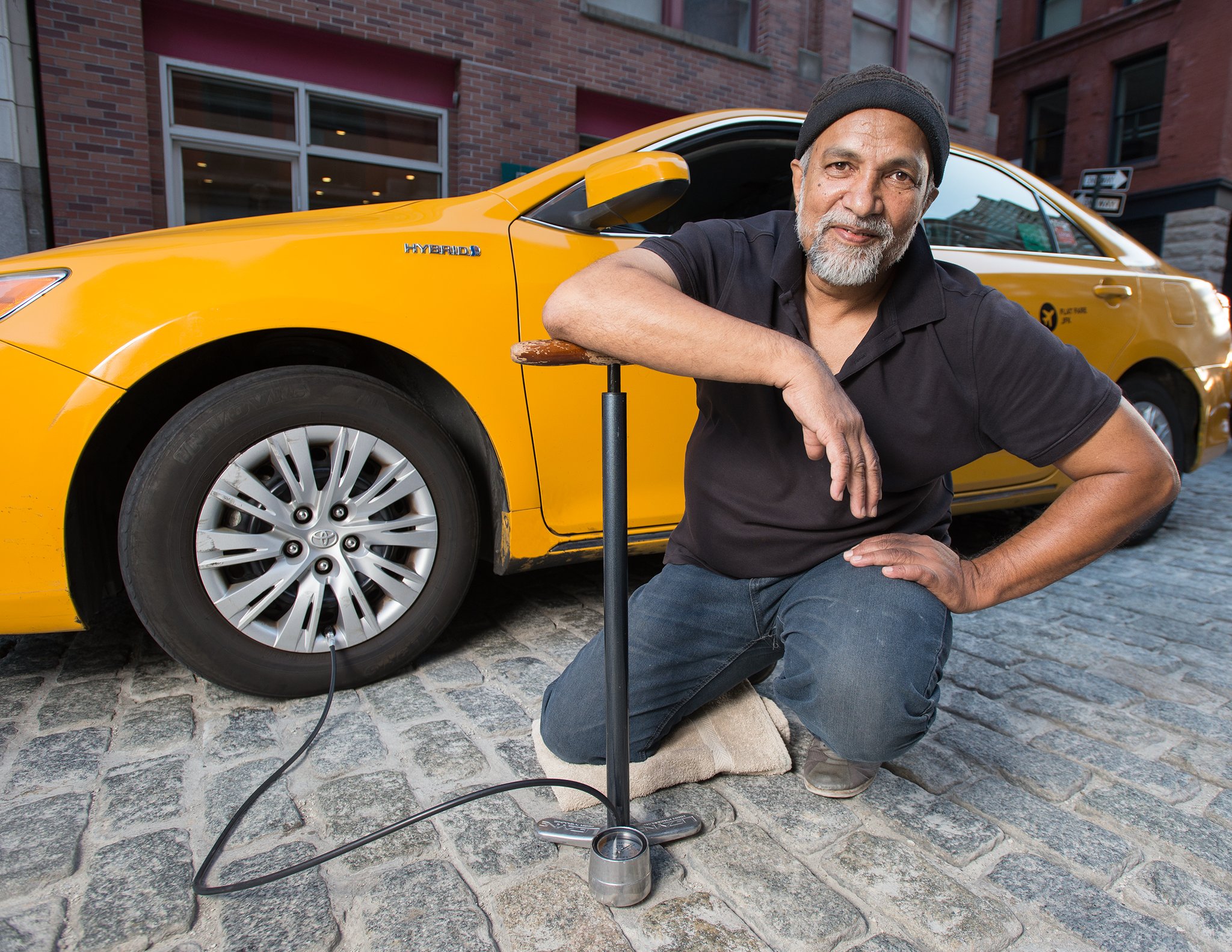 Календар за 2018 г. с най-емблематичните таксиметрови шофьори на Ню Йорк