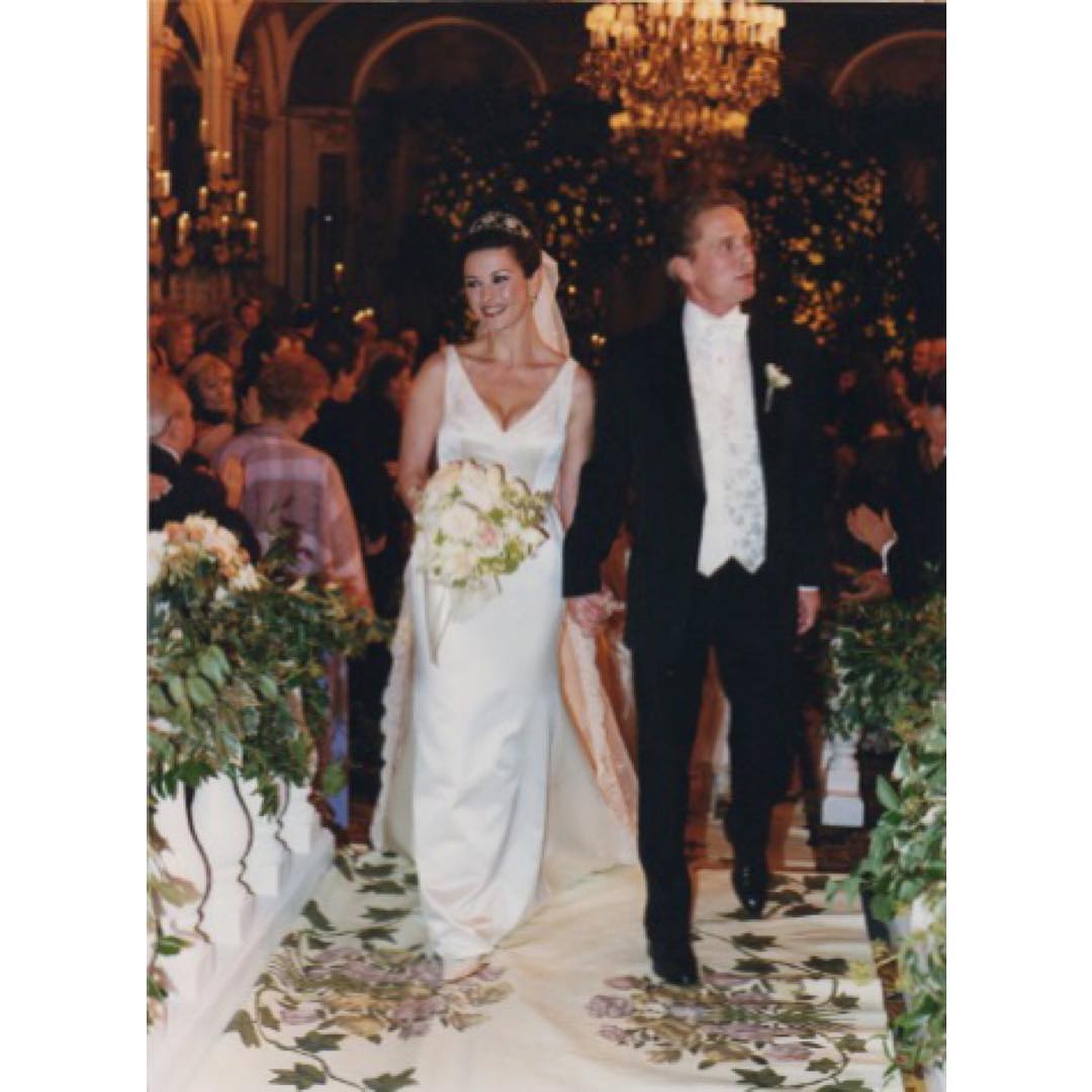 Катрин Зита-Джоунс и Майкъл Дъглас на сватбата си