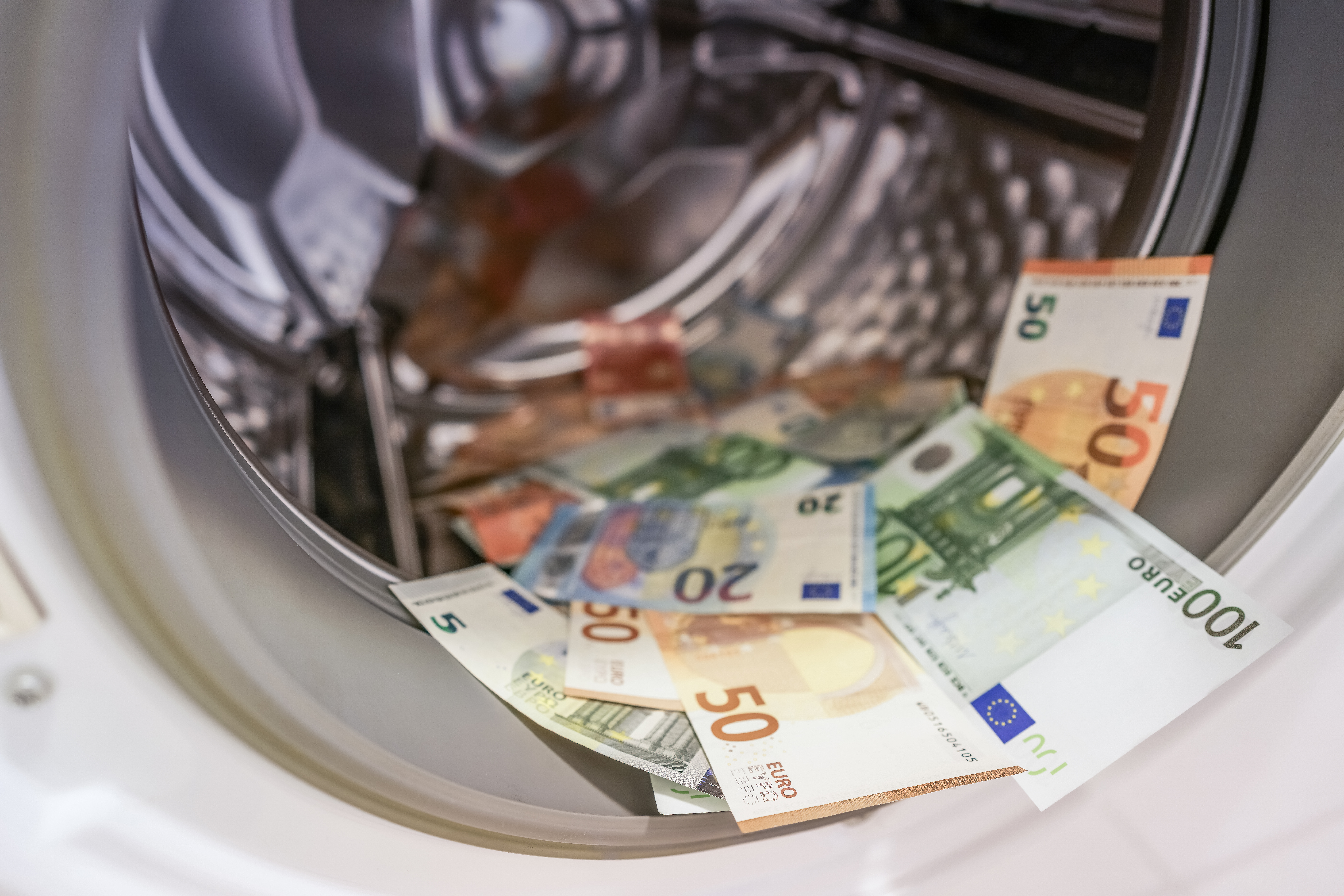 Белгия предприема конкретни мерки срещу прането на пари и финансирането на тероризма